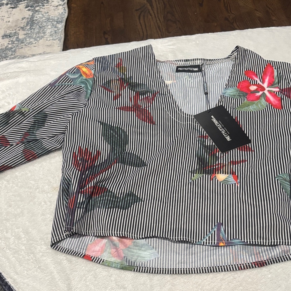 PrettyLittleThing blouse